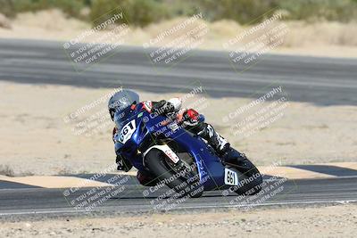 media/Dec-07-2025-CVMA (Sun) [[3e7d2de5dc]]/Race 8-Middleweight Shootout/